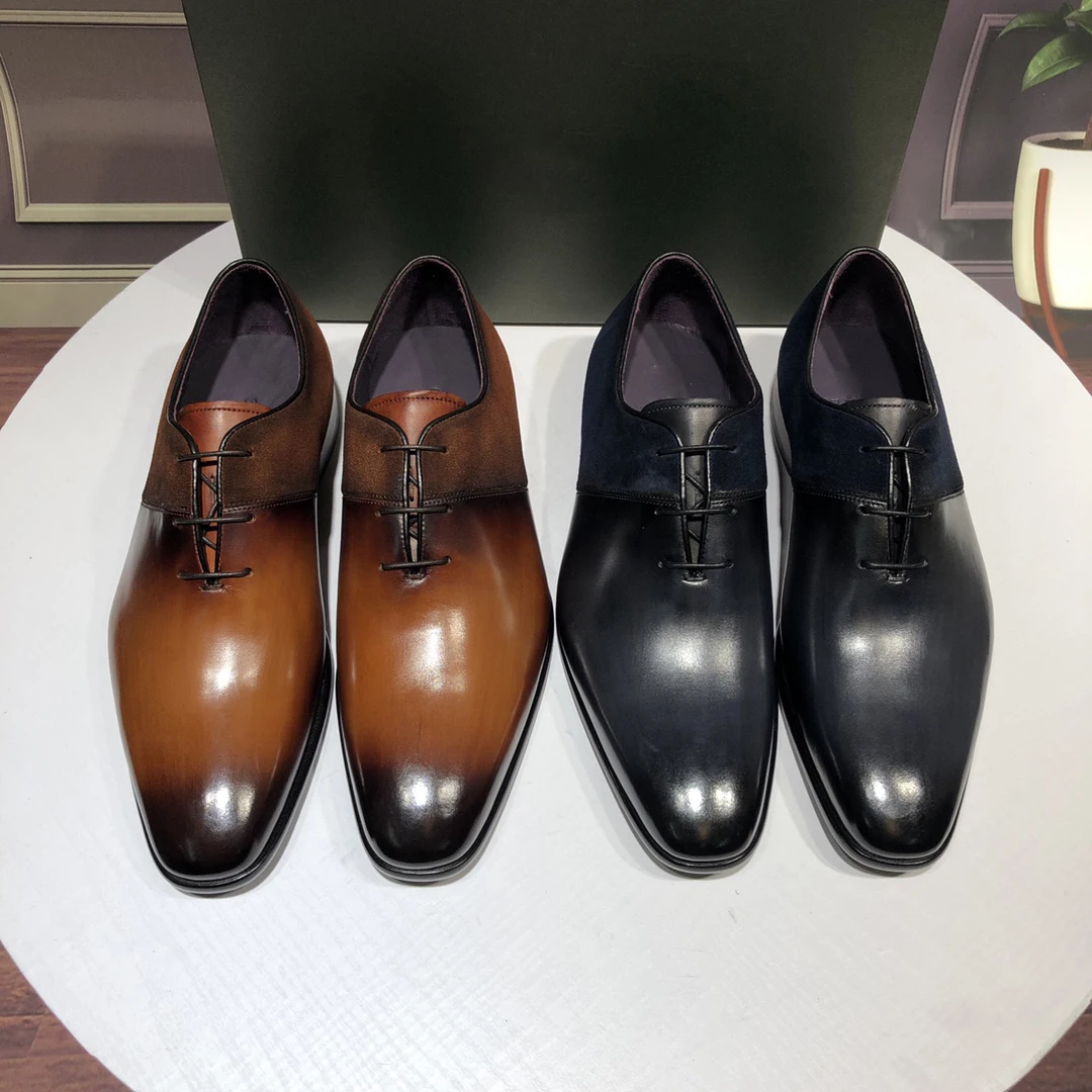 

Новые оксфорды. Vamp изготовлен из кожи v-enezia и импортной замши, с внутренней телячьей кожей и внешней строчкой