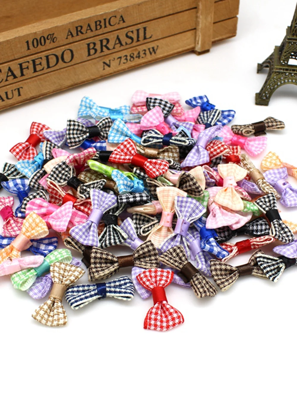 

50 шт. атласных бантиков для декора