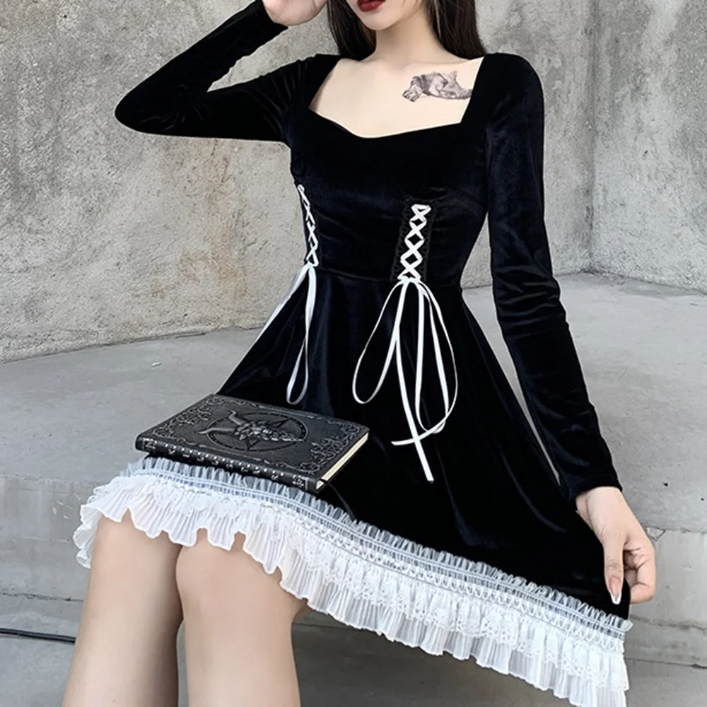 

Western Style Gothic Diablo Dress Autumn Winter Fashion Bandage Lace Splicing Square Collar Long Sleeve Princess Dress