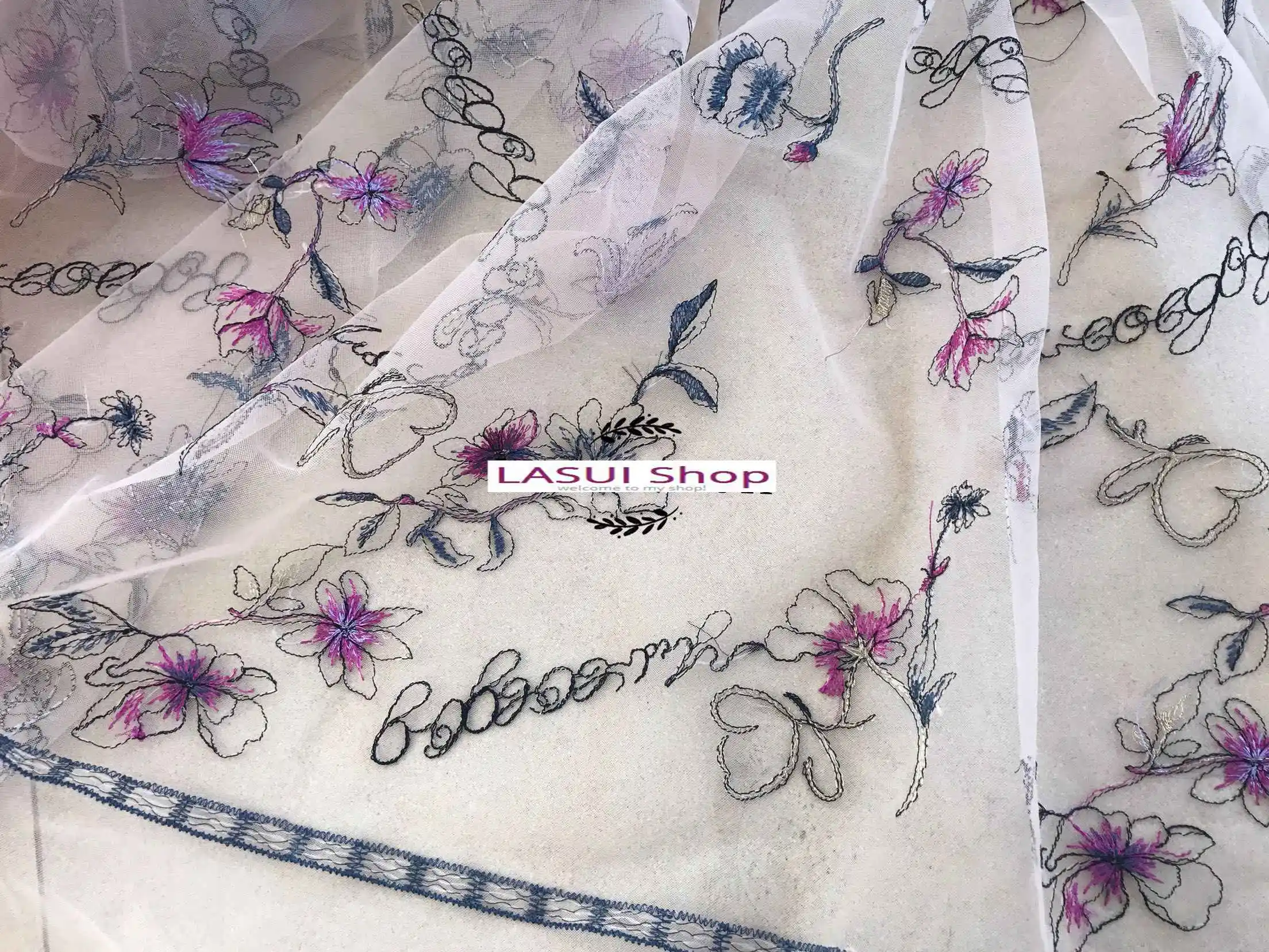 

LASUI 3 yards Comely Purple pink small floral embroidery lace fabric transparent sexy mesh stage clothing fabric X0744