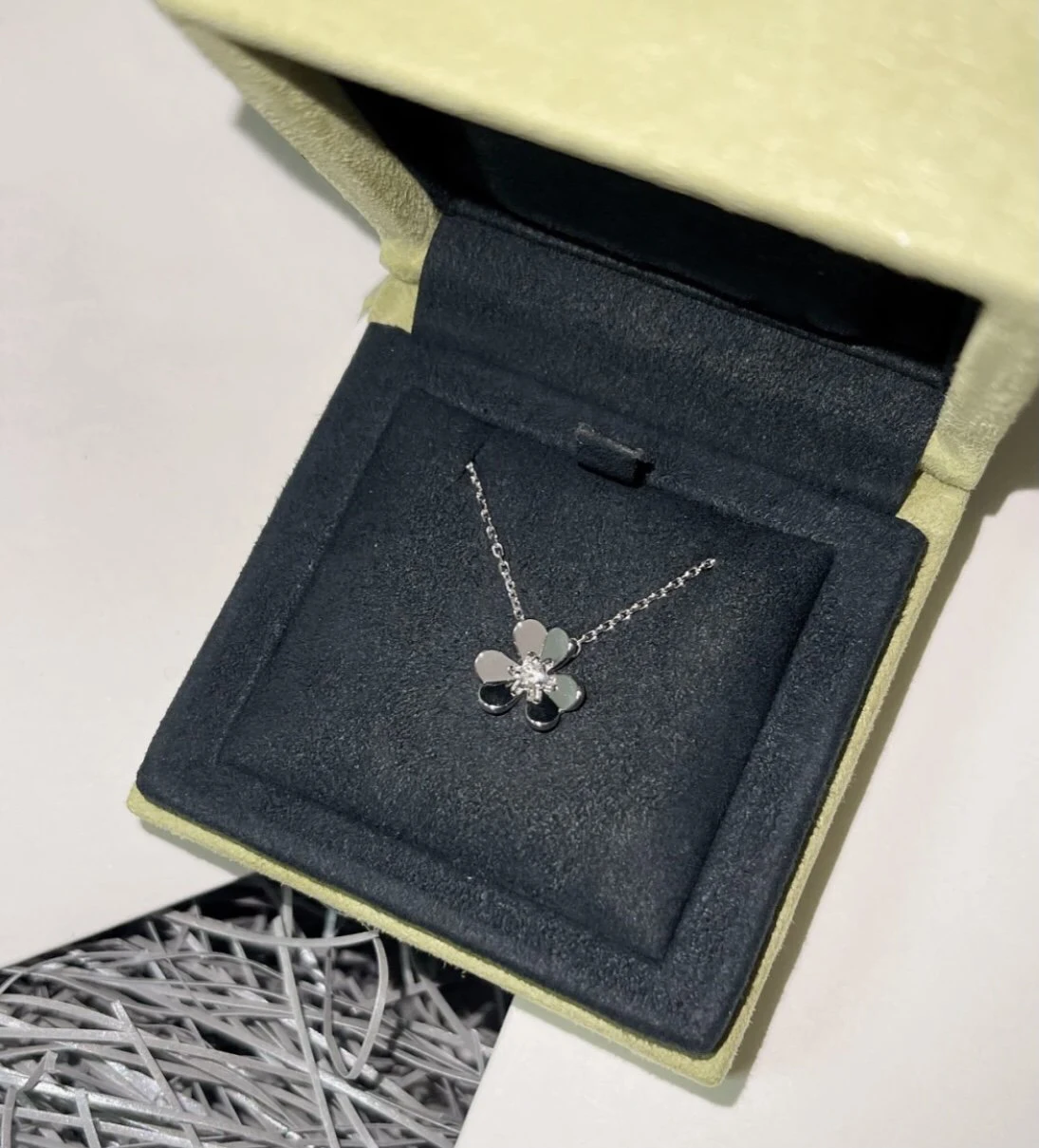 2021 hot trend brand clover necklace made of s925 sterling silver jewelry sterling silver seiko customization exquisite daily free global shipping