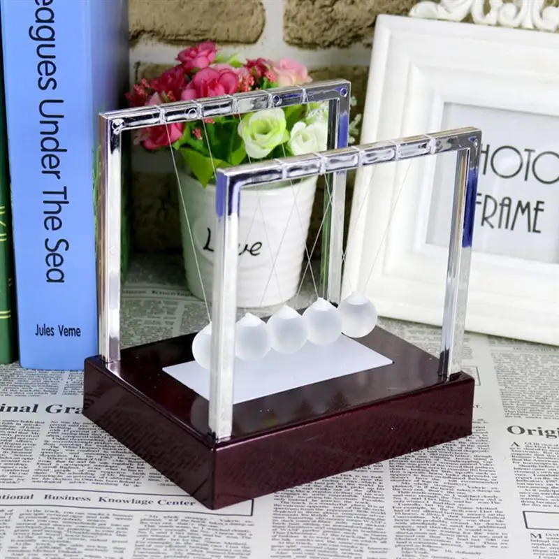 1 шт. цветной ночной Светильник Newtons Колыбель весёлые балансирующие шары маятник