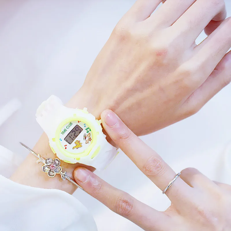 Женские часы спортивные для девочек простой бренд модные lcd студентов