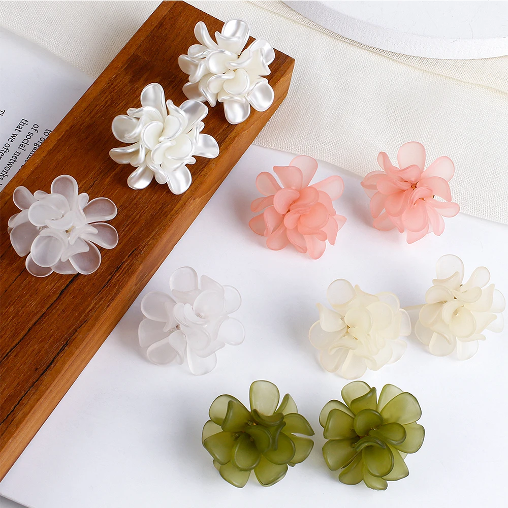 

New Korean Sweet Resin Holiday Flower Stud Earrings For Women Fashion Elegant Acrylic Earrings Party Jewelry Oorbellen