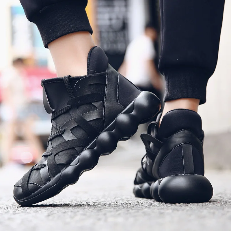 

2021 Spring and Autumn New Trend Men's Shoes Personality Pure Black Men's Casual Sports Shoes Trendy Men's High-top Shoes XM377