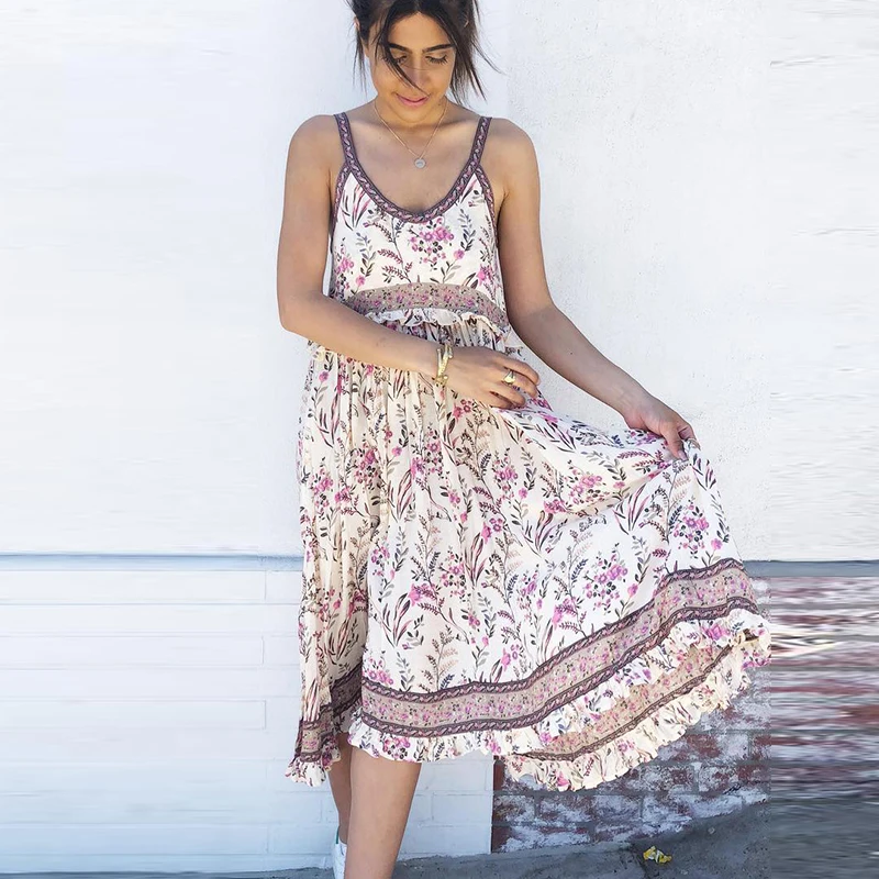 Женское платье на бретелях AYUALIN белое кремового цвета без рукавов с цветочным