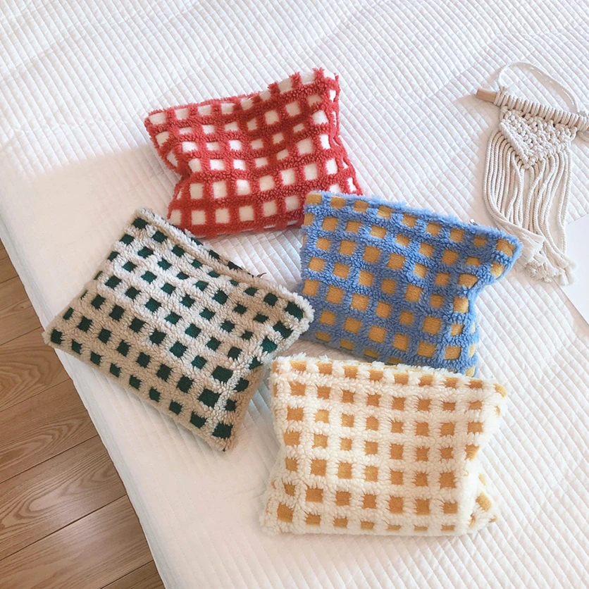 

Female Faux Berber Fleece Plaid Cosmetic Makeup Bag Teenager Winter Cute Faux Fur Big Roomy Travel Yellow Organizer Case Bag