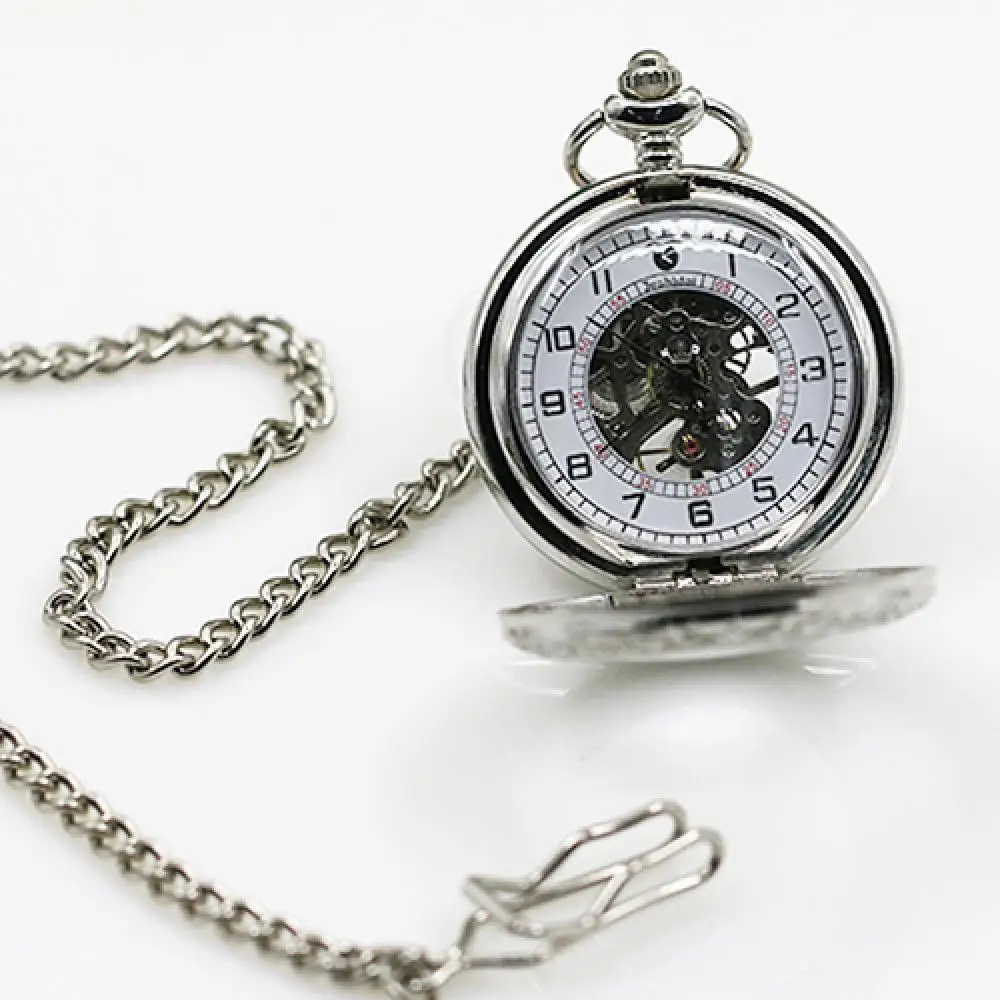 

Unisex Vintage Numbers Retro Style Bronze Mechanical Pocket Watch Gift