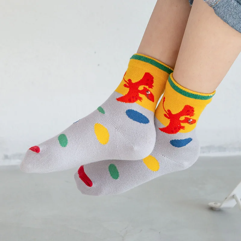 Boys and Girls Ankle Socks Cute Cartoon Dinosaur Pattern Crew Socks for 3-12 Years Kids Athletic Soft Comfy Cotton Socks 4 Pairs