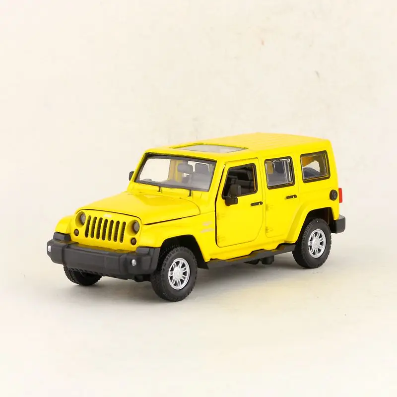 Цвет: желтый /Литье под давлением модель игрушки/1:32 Масштаб/Jeep Wrangler Супер спортивный автомобиль/оттяните назад/звук и свет/Набор для обучения/подарок - Цвет: Цвет: желтый