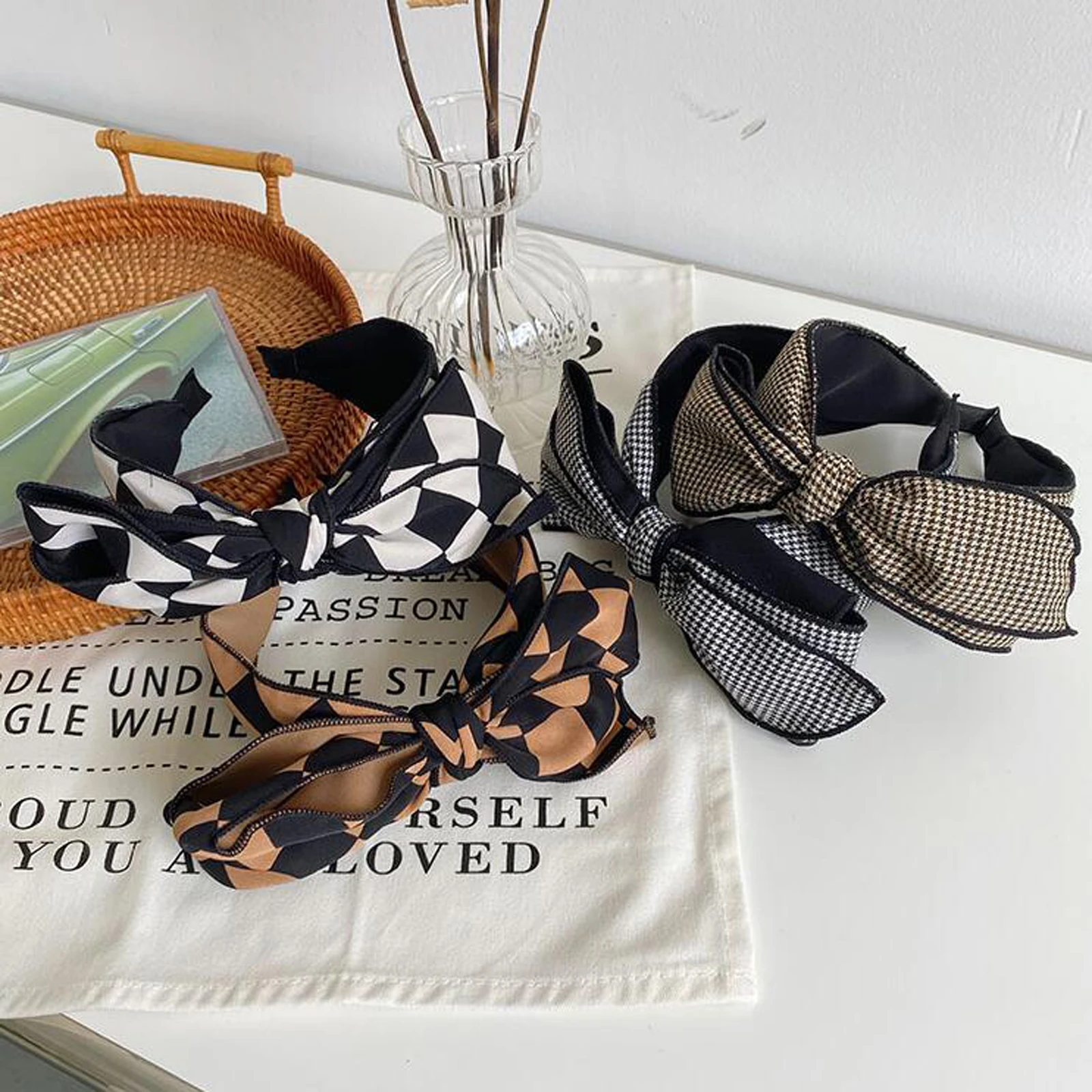 Женская повязка на голову с большим бантом осенняя |