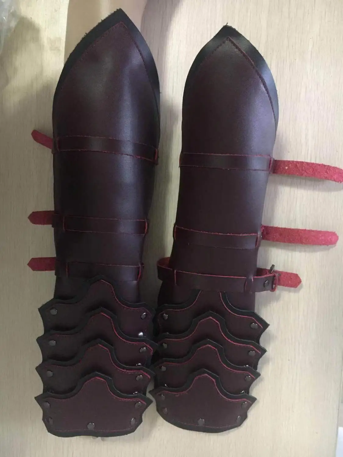 Повязка для взрослых в средневековом стиле повязка запястья кожаная с