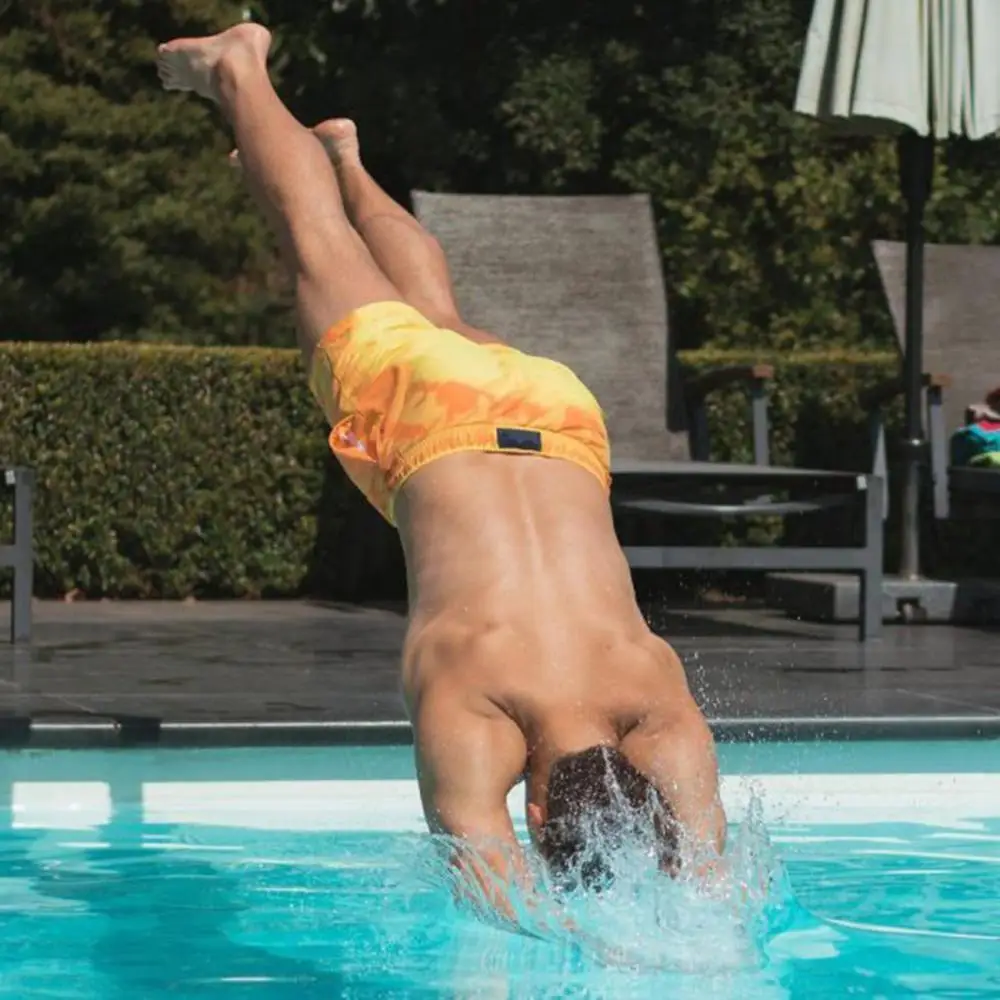 

Short Man Change Color Pant Beach To Boy Dry Quickly High Temperature Discoloration Male Running Fitness Summer Swimming Shorts