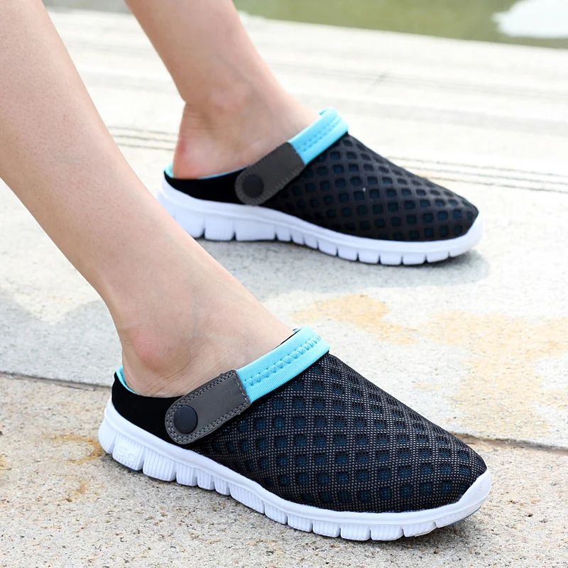 

Summer Shoes Men Sandals colorful couples Beach Slippers Men Sneakers Clogs Men breathable Sandalias Zapatos Hombre Size