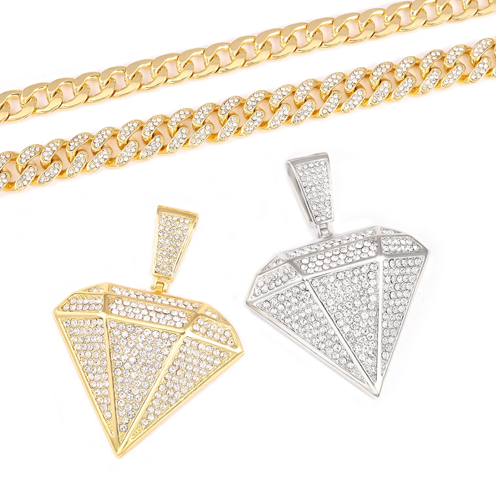 Ожерелье с кулоном со сверкающими кристаллами 13 мм