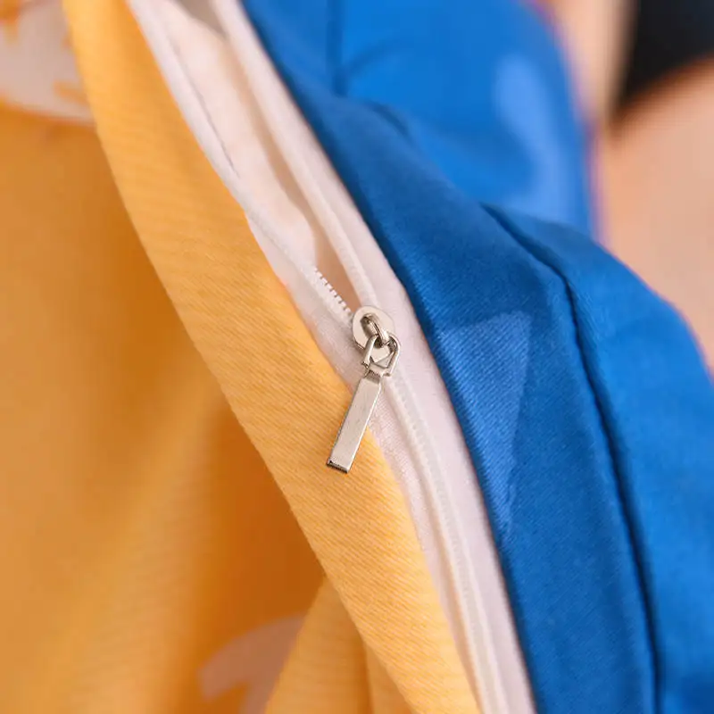 Комплект постельного белья с рисунком Микки Мауса 4 предмета детские покрывала