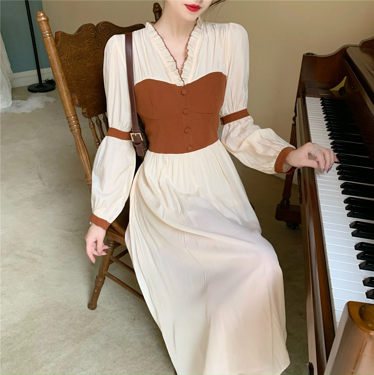 

New Women French Retro Dress Spring Autumn Long-sleeved Vintage Dress Woman Elegant V Neck Mid-length Dress Long Robe Vestidos