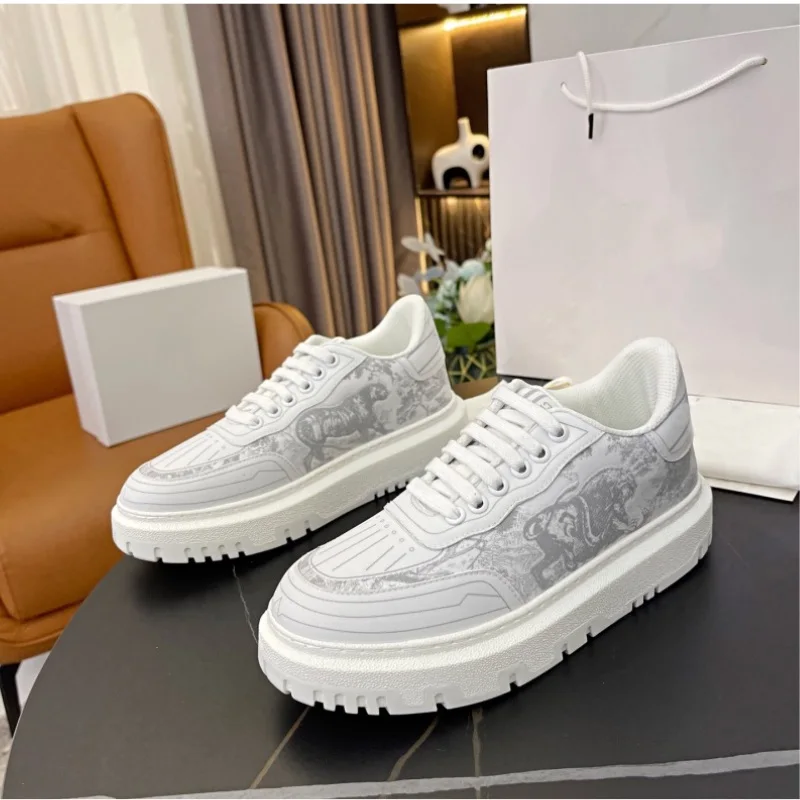 

Fashion 2021 New Women's Canvas Mesh Fabric Letter Printed Platform Breathable Female Casual Flat Lace Up Low Top Sneakers Shoes