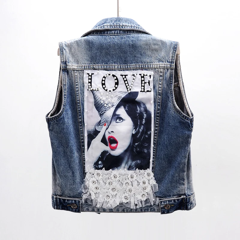 Летний модный короткий джинсовый жилет с вышивкой бисером женский без рукавов