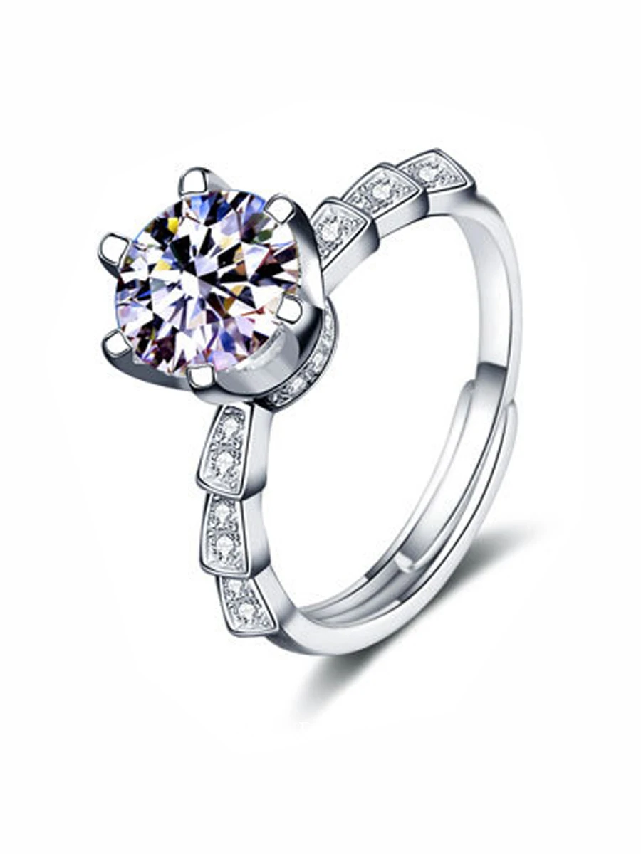

2021s925 sterling silver female mozanstone one carat ring. Luxury, luxury, engagement gift
