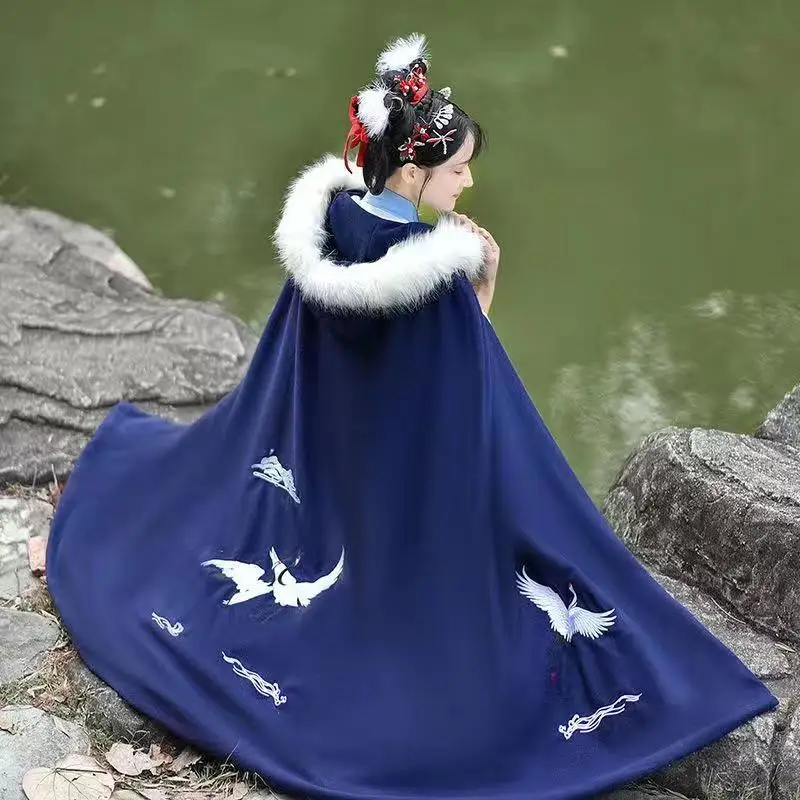 

Бархатная непромокаемая куртка Hanfu plus, Женская Повседневная осенне-зимняя Длинная накидка с капюшоном и меховым воротником с вышивкой