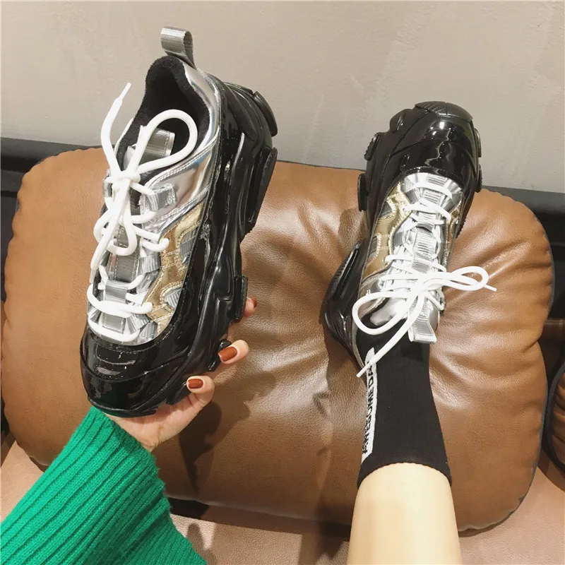 

Женские высокие кроссовки на платформе, зимние повседневные женские кроссовки, увеличивающая рост сетчатая обувь на шнуровке, разные цвета...