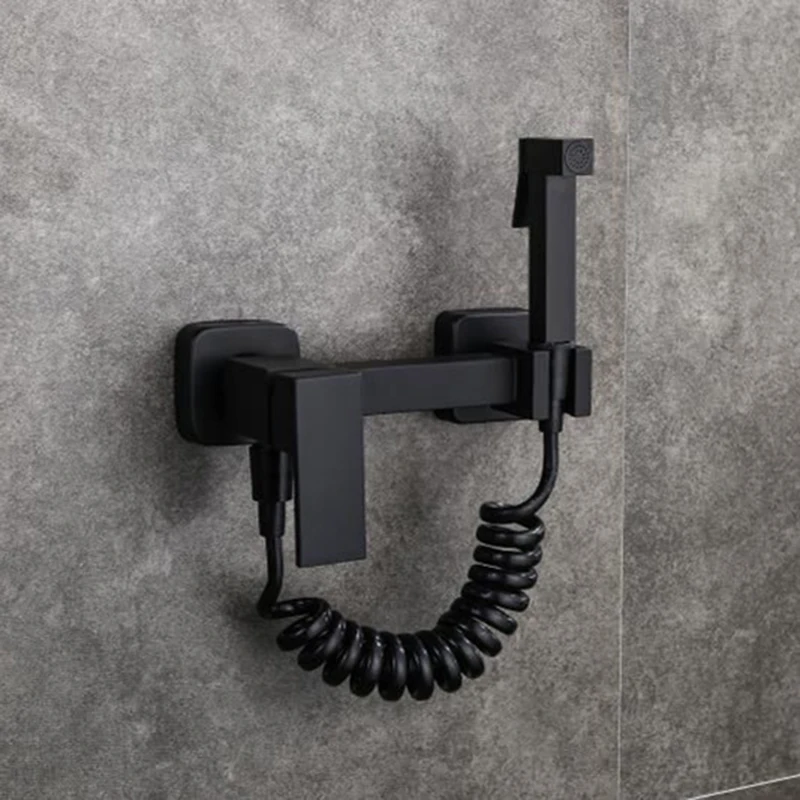 

Смеситель для унитаза и биде, черная латунная насадка для душа и ванны, кран для биде, смесители для горячей и холодной воды, оборудование для ванной комнаты