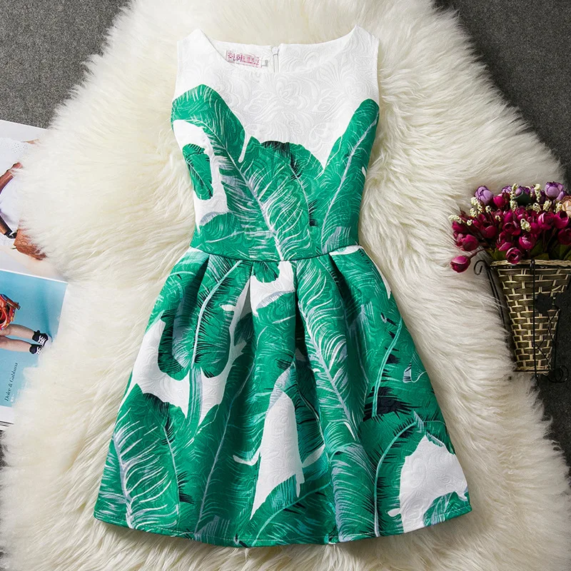 Детское платье без рукавов с круглым вырезом и принтом в виде банановых листьев |