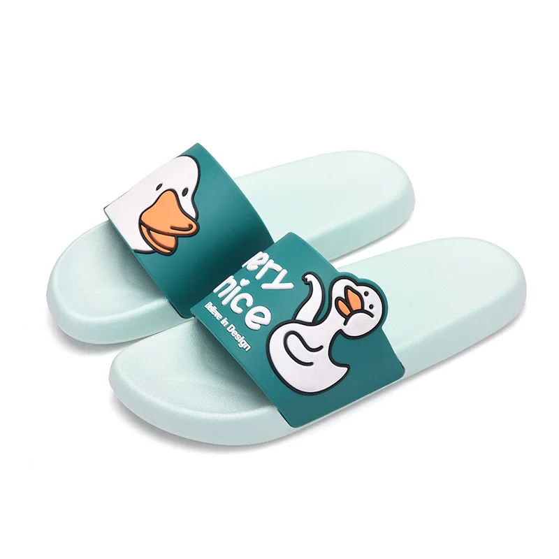 Duck Green Летние домашние тапочки для девочек и мальчиков; детская пляжная обувь с единорогом и медведем; нескользящие Вьетнамки для ванной комнаты; шлепанцы для плавания - Цвет: Duck Green