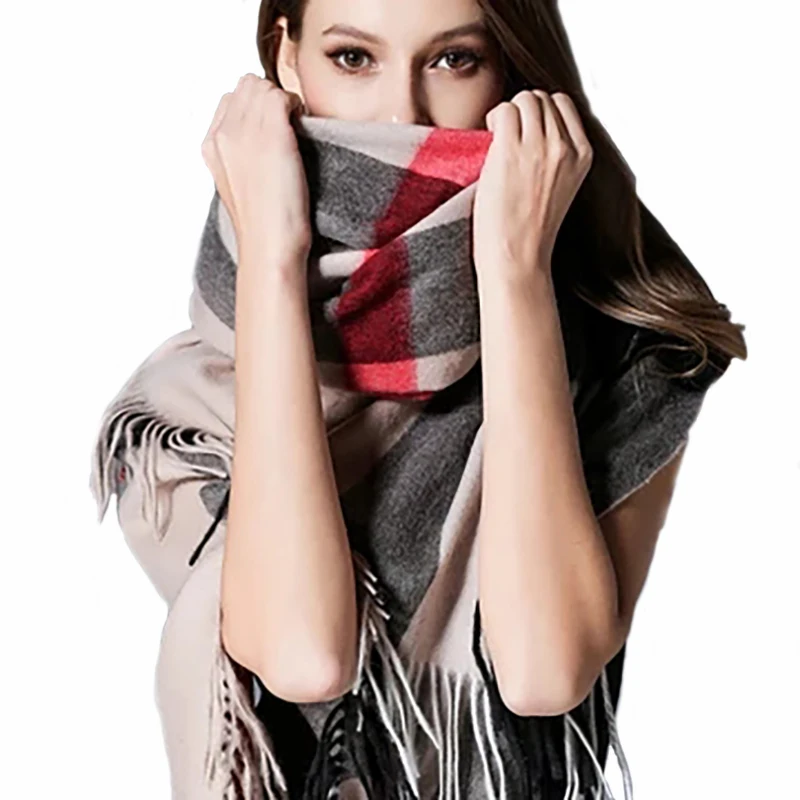 

Брендовый клетчатый женский шарф, кашемировая шаль, зимний женский плащ, толстый шарф с бахромой, праздничный подарок