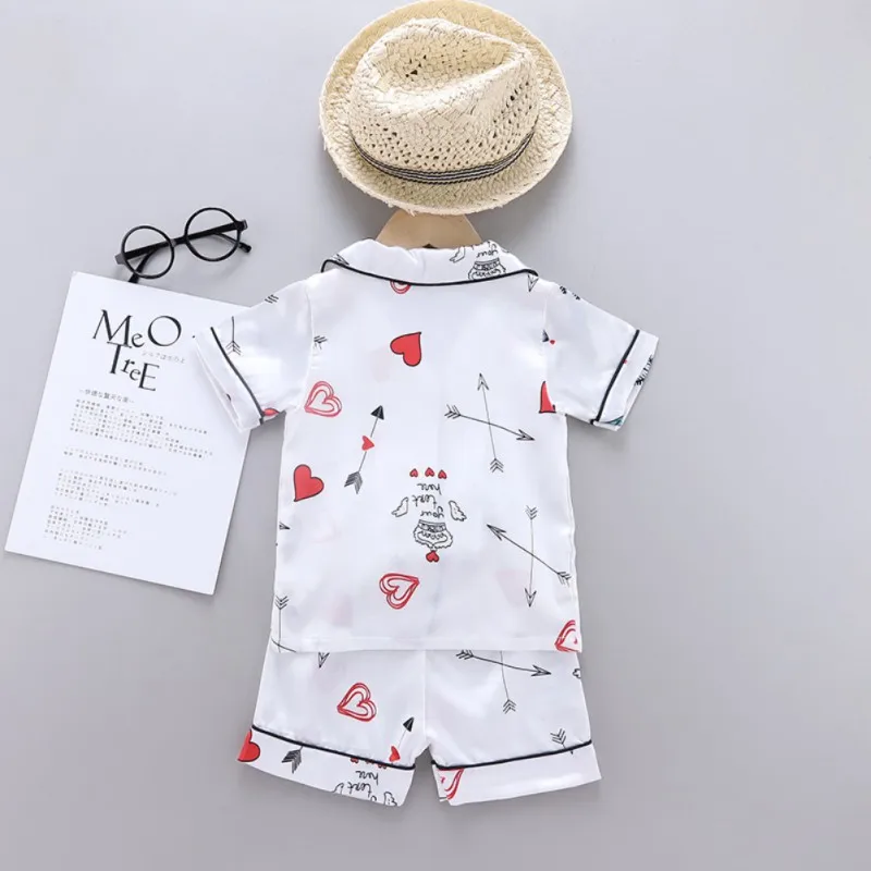 Лидер продаж 2020 года комплект одежды для маленьких мальчиков и девочек с принтом