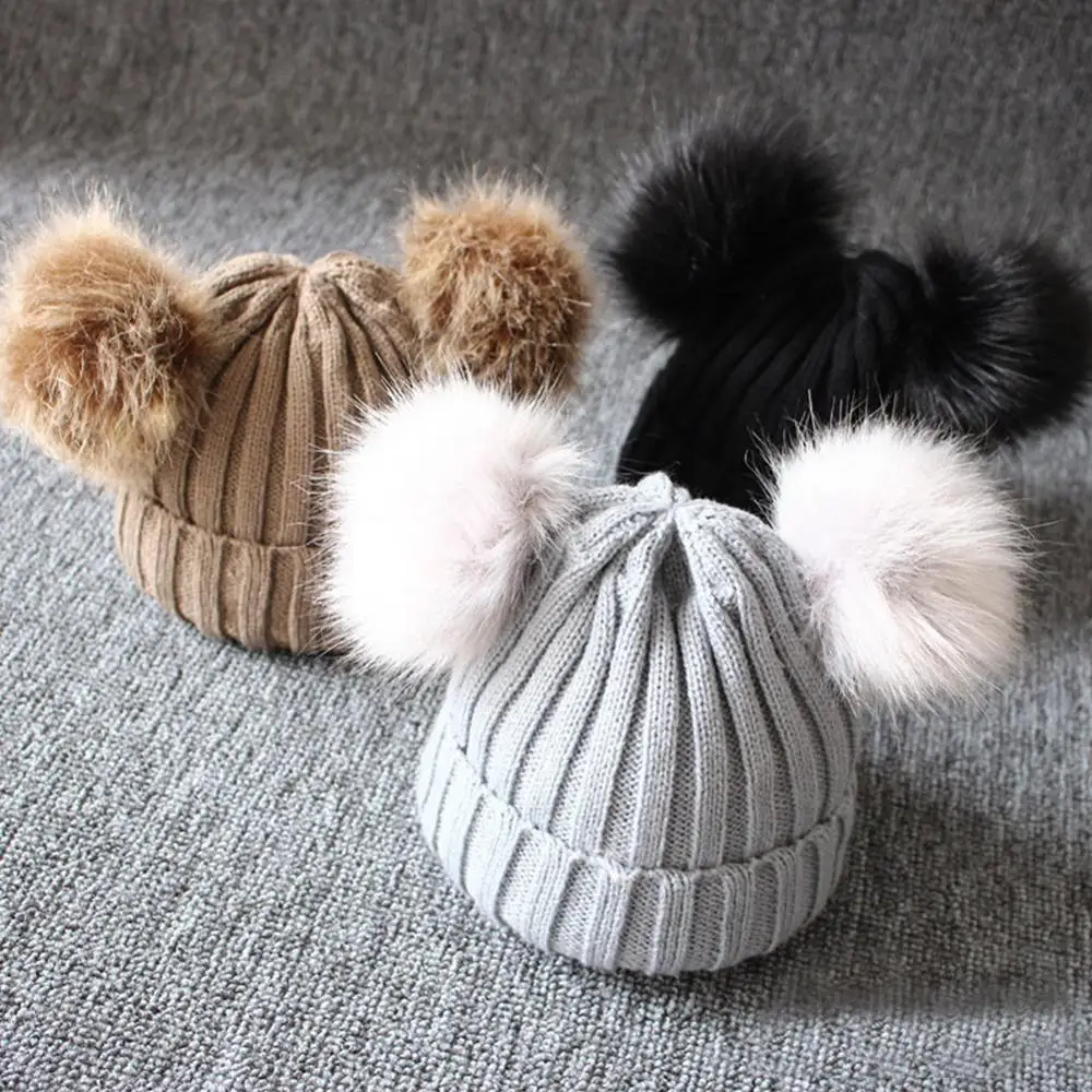 Новинка 2019 теплая вязаная шапка с помпоном и пушистыми помпонами для