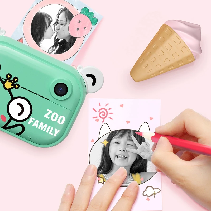 

Print Camera Kids Camera Zero Ink Digital Camera with Thermal Printing Paper and Cartoon Stickers Children Toy Camera