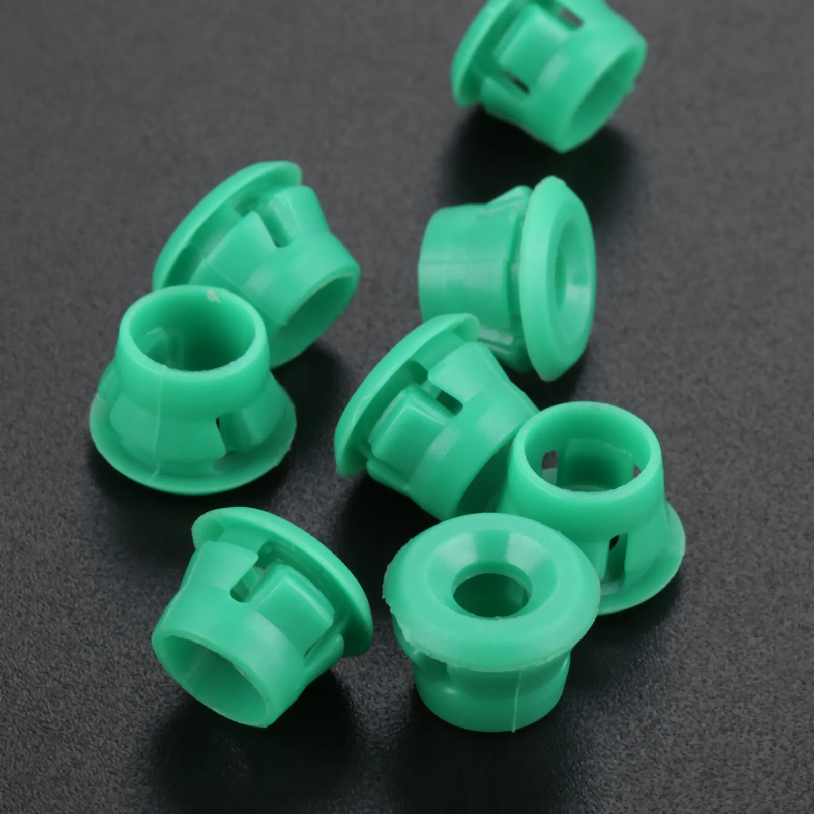 50Pcs 51711932996 Side Sill Skirts Moulding Grommet Clips Fit For BMW E30 E32 E36 E46 E60 E61 E63 Fixings | Автомобили и