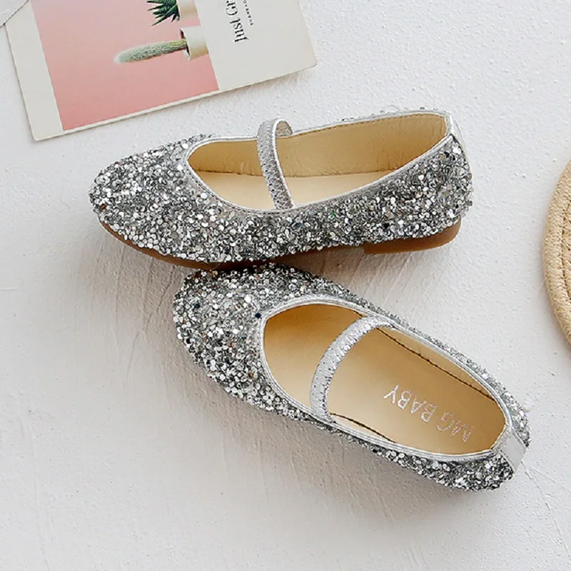 Туфли для девочек 2020 модная Демисезонная обувь малышей Детские блестящие