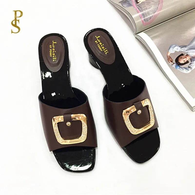 Женская обувь на высоком каблуке шлепанцы с металлическими пряжками в
