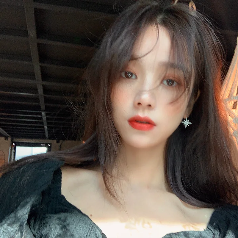 

GU104 Creative asymmetric star and moon bright earrings earrings geometric metal zircon earrings Set