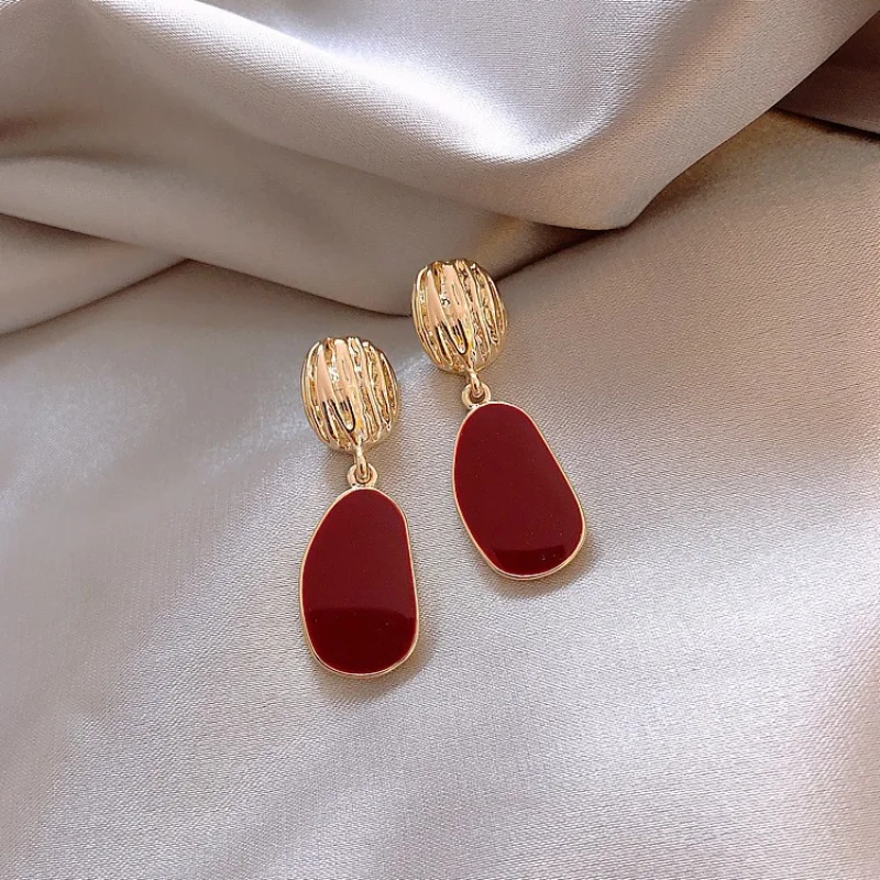 

Женские серьги из серебра 925 пробы