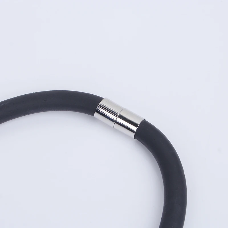 

YD&YDBZ Big Metal Circle Pendant Choker Necklace For Women Hyperbole Black Rubber Rope Statement Necklaces Night Party Jewelry