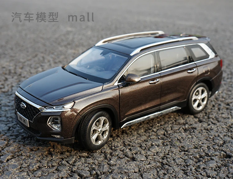 

Collectible 1:18 Diecast Model for Hyundai SantaFe 2019 Black 4th Generation Alloy diecast Large SUV Alloy Toy Car Miniature Gif