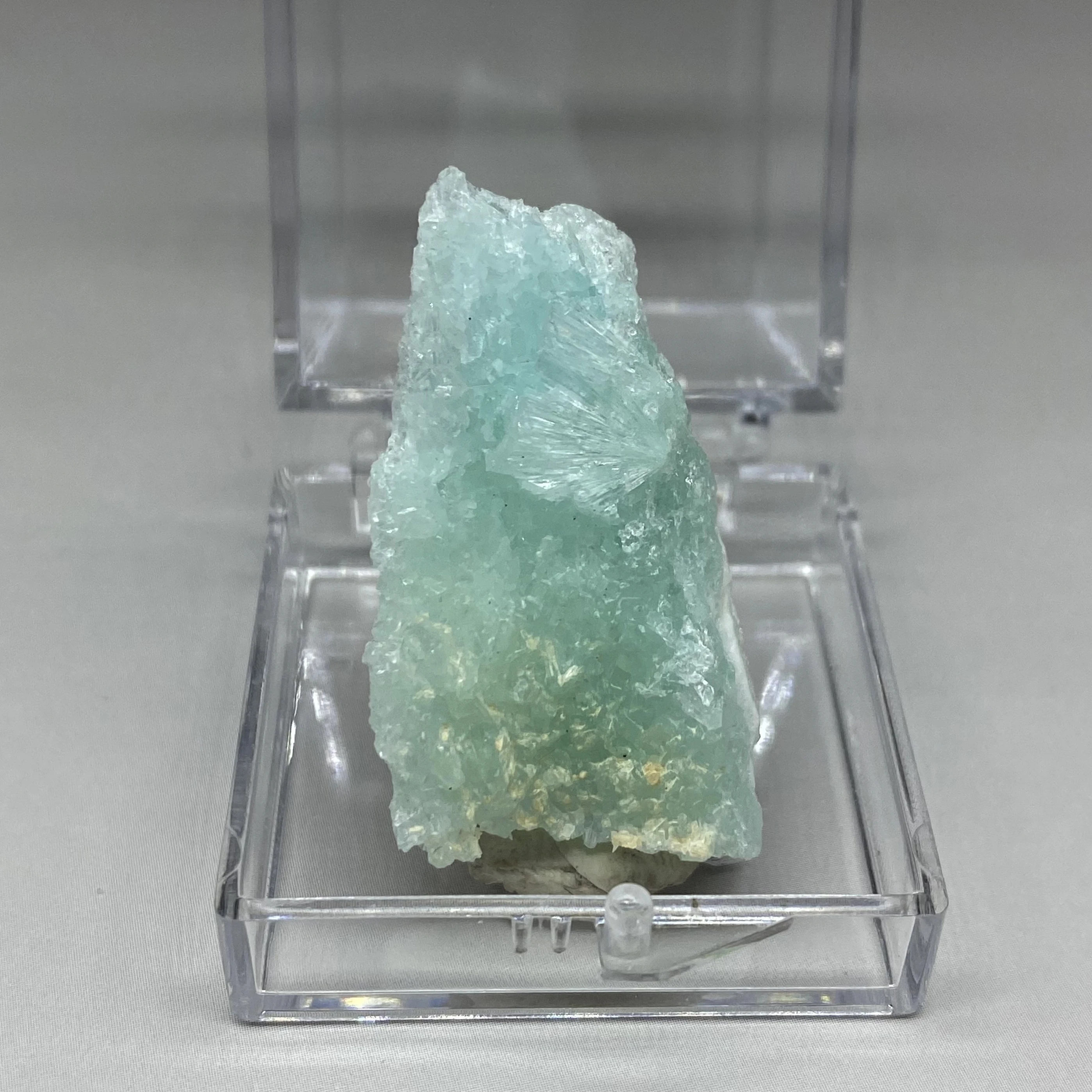 

100% natural Blue Aragonite minerals specimen stones and crystals healing crystals quartz from China (box size 3.4cm)