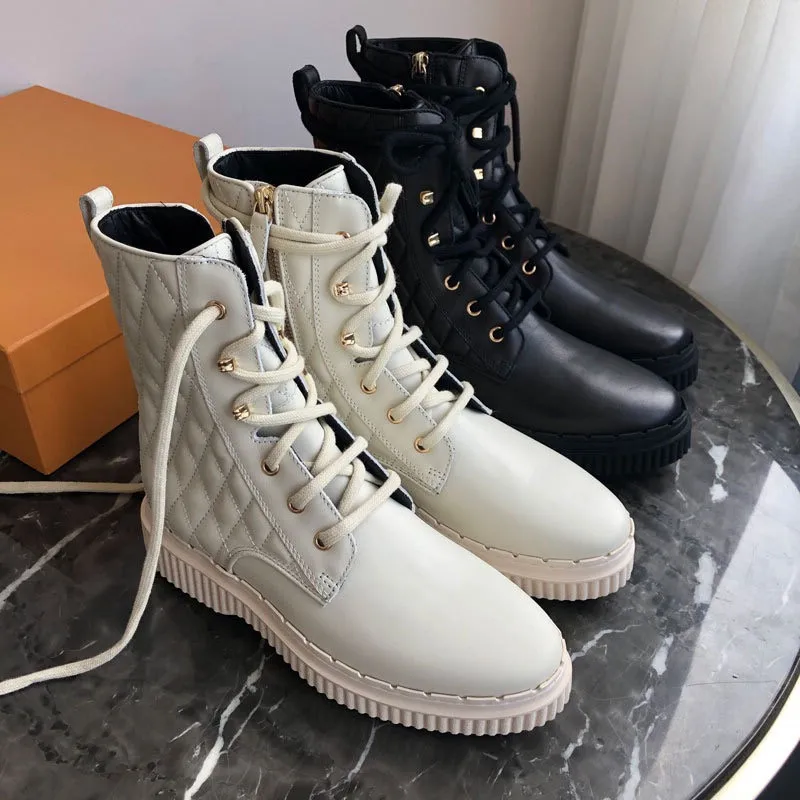 Женские кожаные ботинки на плоской подошве черные или белые боевые ботильоны с
