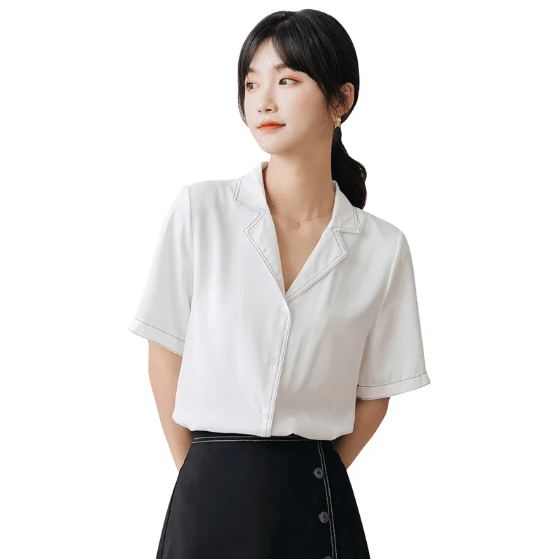 

2021 summer Korean version was thin French style temperament v-neck short-sleeved black chiffon shirt design niche top women