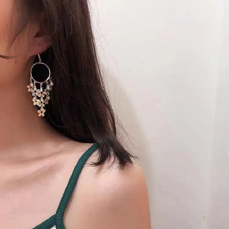 

Long style trendy petal sequin earrings new all-match