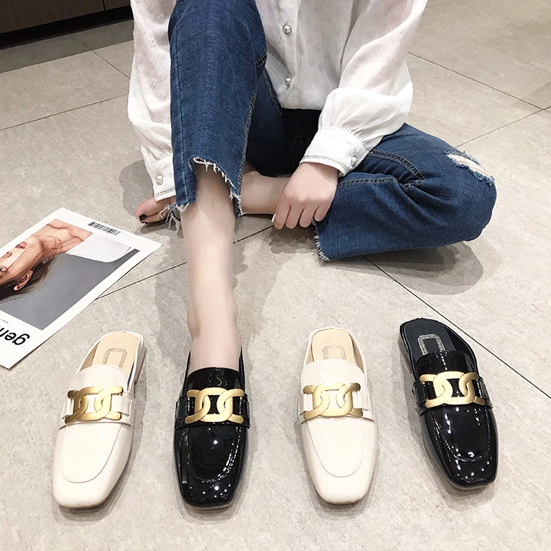 

Slippers Casual Shoes Woman 2021 Pantofle Low Rivet Cover Toe Luxury New Flat Fashion Hoof Heels Metal Decoration Slides PU