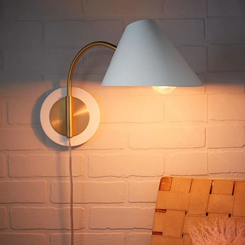

Modern LED Wall Lamps Simple Bedside Wall Lamp With Dimmer Switch Chrome Flexibility Wall Lights Reading Light Indoor Lighting