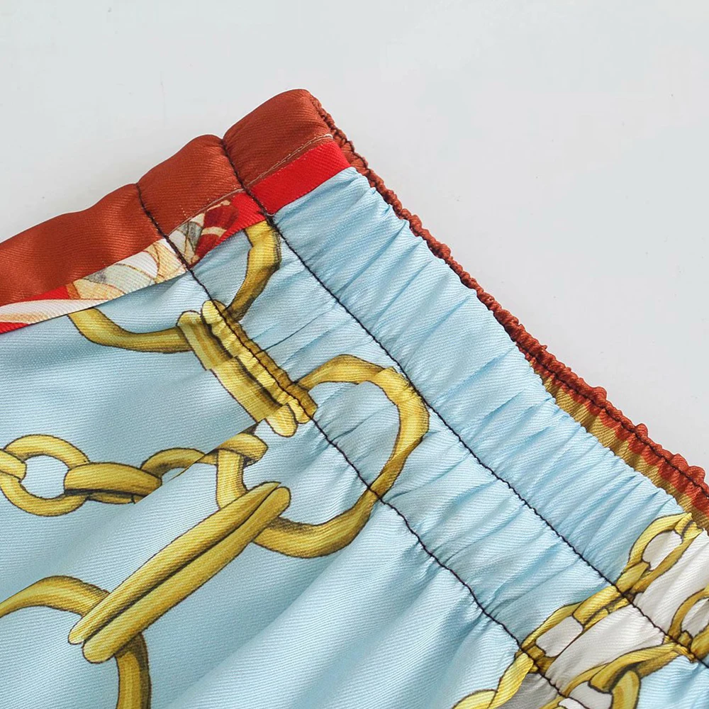 

2021 summer new women's European and American style patchwork loose print high waist slim casual shorts