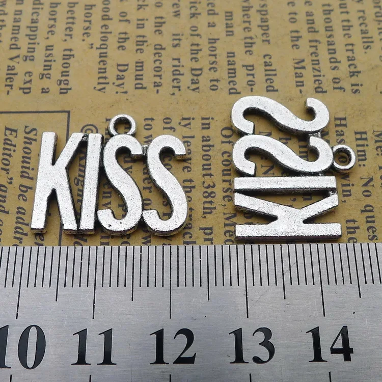 

18*22mm 2.9G Alloy KISS Lettered Brand antique for jewelry making DIY Accessories 50 PCs/Bag
