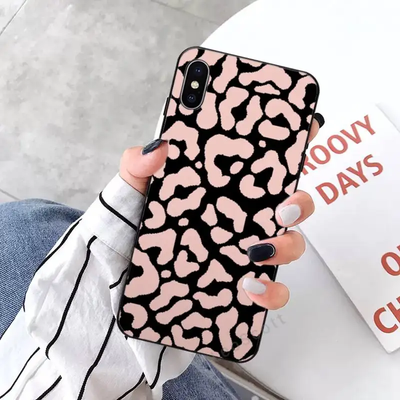 

Leopard Luxury cool Fashion Phone Case coque Fundafor iPhone 11 12 pro XS MAX 8 7 6 6S Plus X 2020 XR Mini