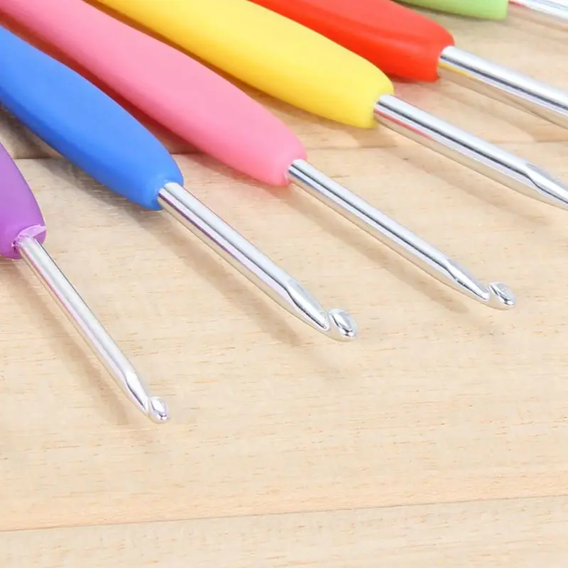 1 Set Crochet Hooks Needles Knit Kit Stitches Knitting Craft Case Quality in Yarn Hook Stitch Weave Accessories | Шиньоны и парики